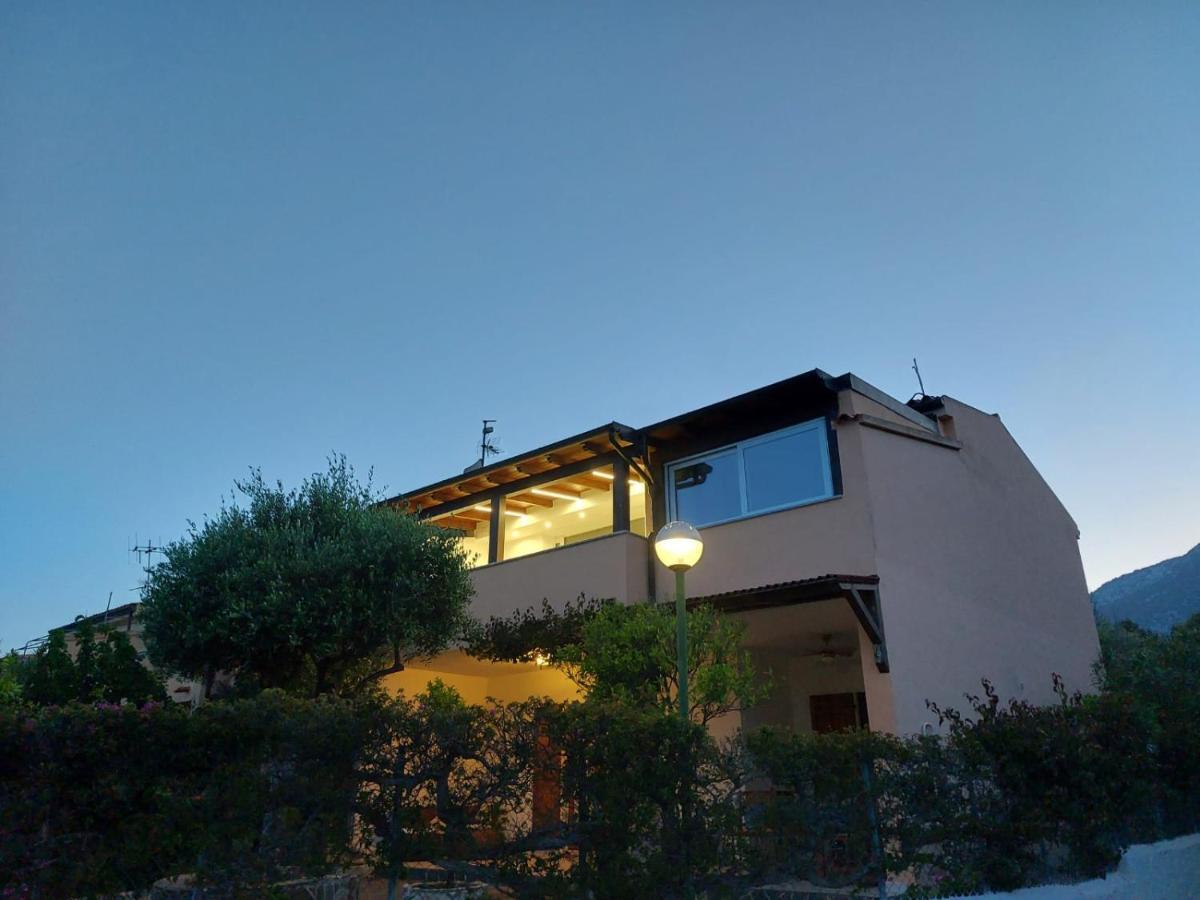 Mama House Con Vista Mare Apartamento Cala Gonone Exterior foto