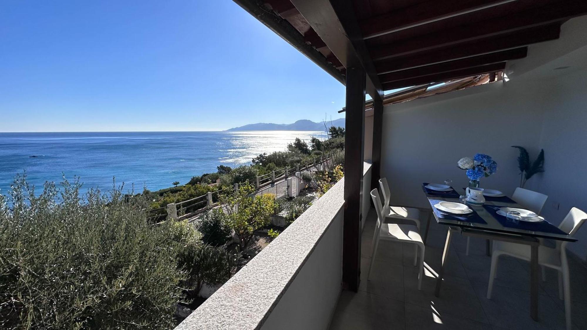 Mama House Con Vista Mare Apartamento Cala Gonone Exterior foto
