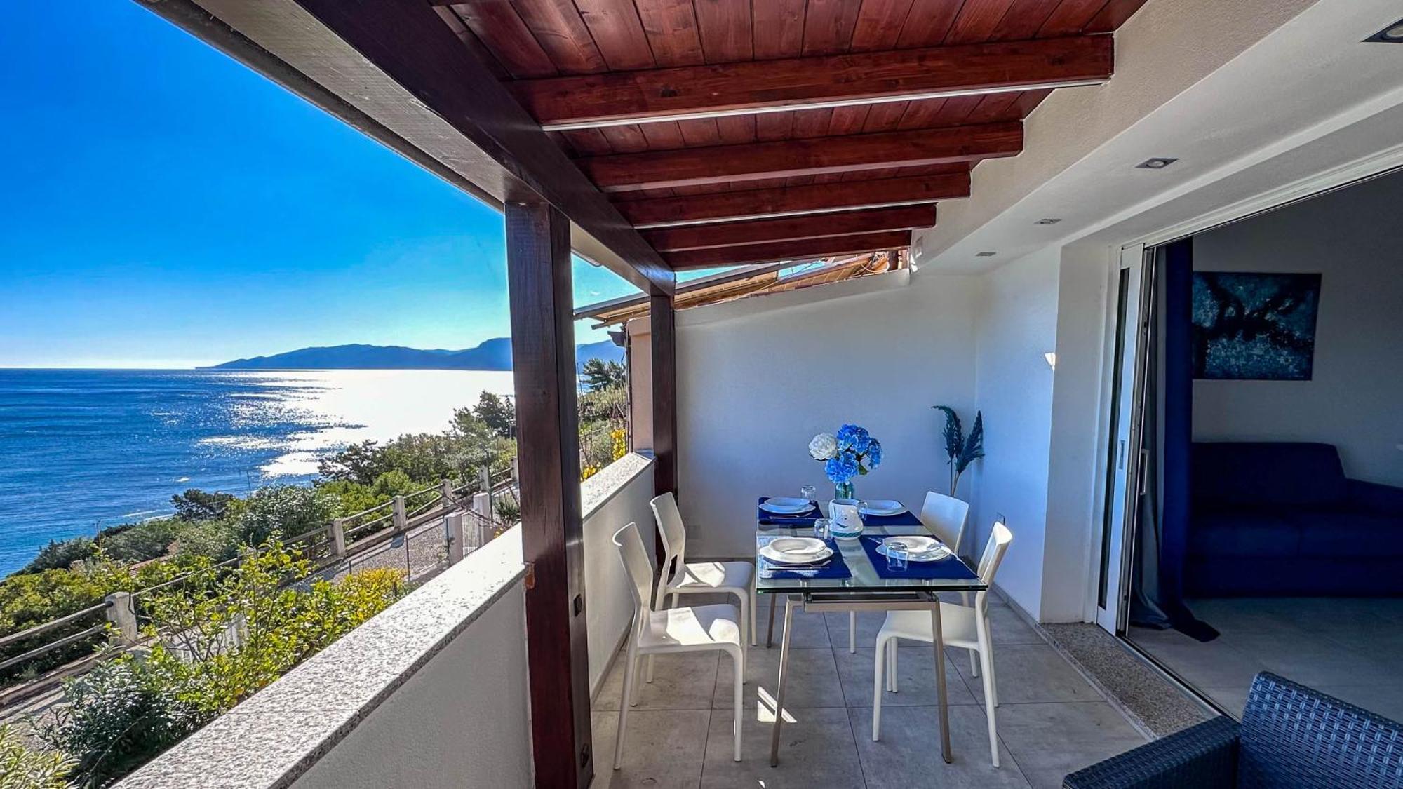 Mama House Con Vista Mare Apartamento Cala Gonone Exterior foto
