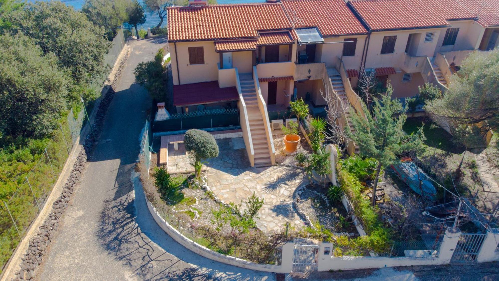 Mama House Con Vista Mare Apartamento Cala Gonone Exterior foto
